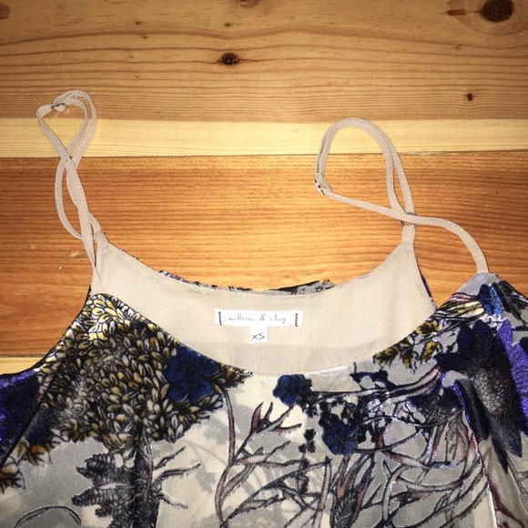 Willow and clay velvet cropped tank top - Picture 4 of 5